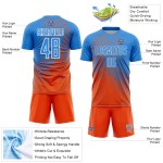 Maillot de football personnalisé à sublimation avec motif abstrait bleu poudre, orange et blanc Maillot de football personnalisé à sublimation avec motif abstrait bleu poudre, orange et blanc
