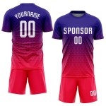 Maillot de football personnalisé par sublimation violet, blanc et rose vif Maillot de football personnalisé par sublimation violet, blanc et rose vif